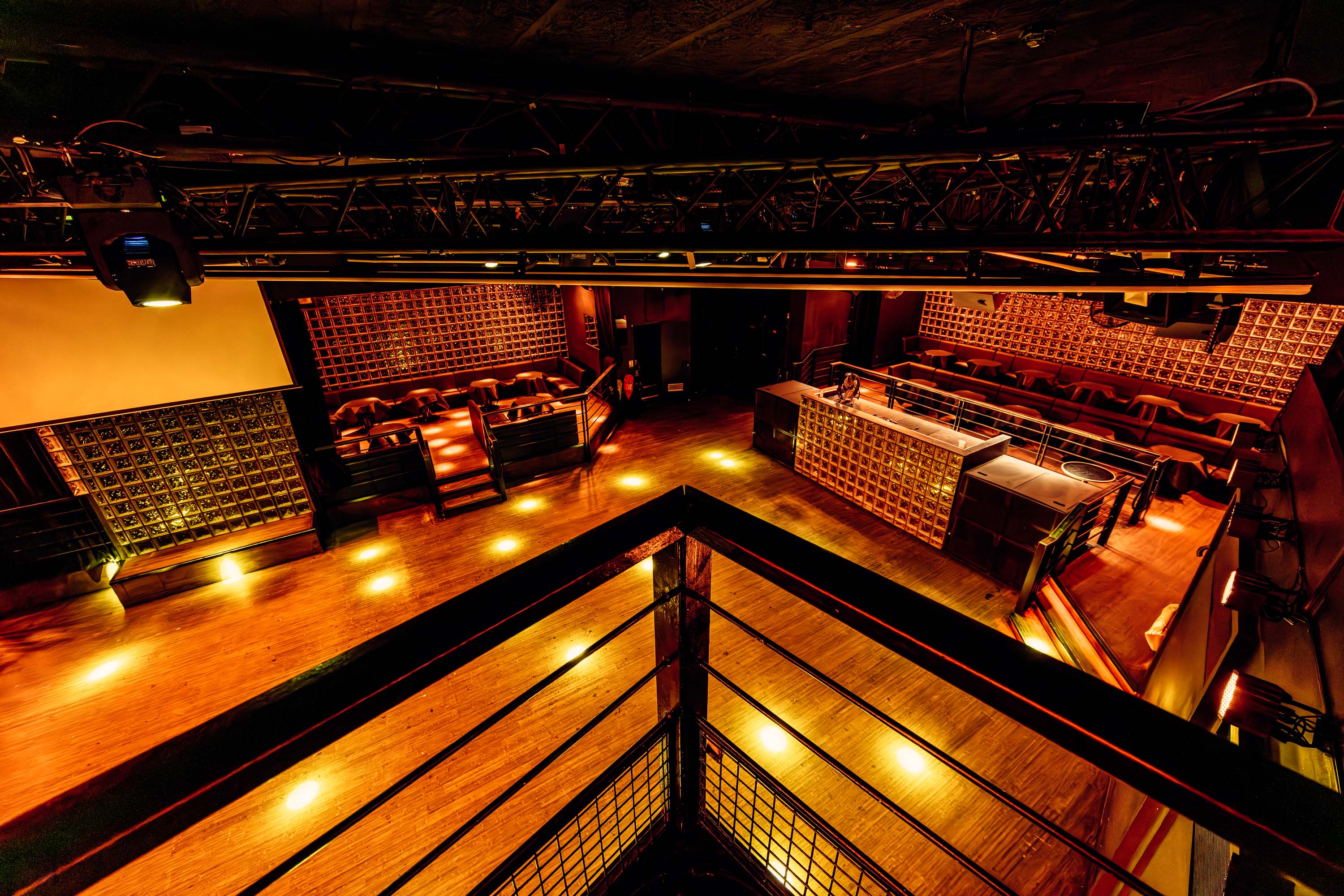 Gate Club